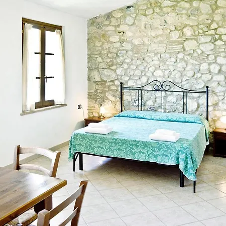 Holiday Borgo Di - Ito02478-dyc
